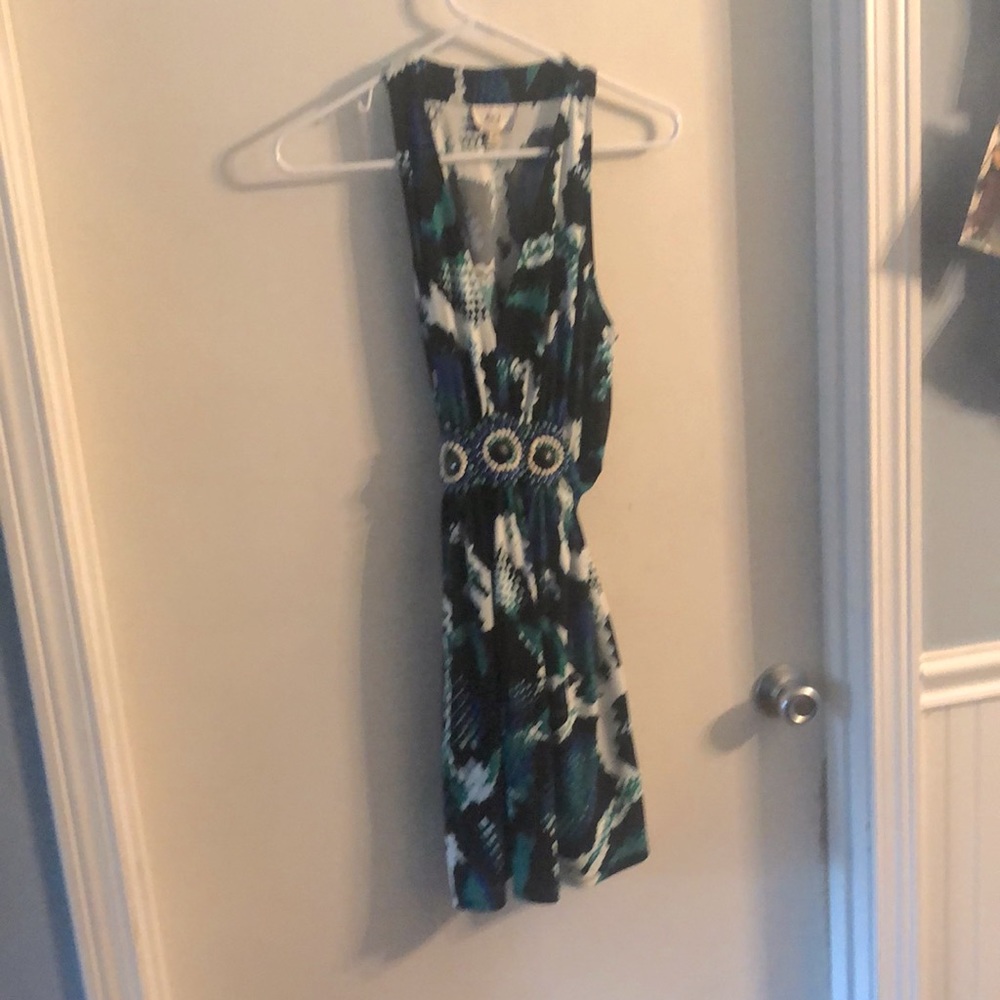 EUC Green/Blue/White/Black top